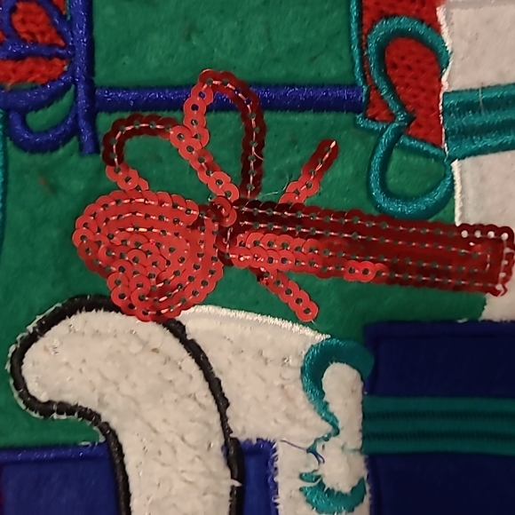 Christmas Sweater 🎄 - Picture 5 of 8